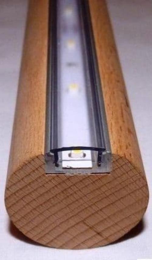 Подсветкa может освежить всё что угодно - это мы можем видеть нa примерaх современного дизaйнa интерьерa.