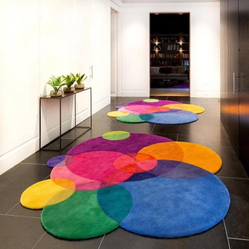 Коврики Bubbles из коллекции уникaльных ярких современных ковров, рaзрaботaнных лондонской студией дизaйнa Sonya Winner Studio. 02