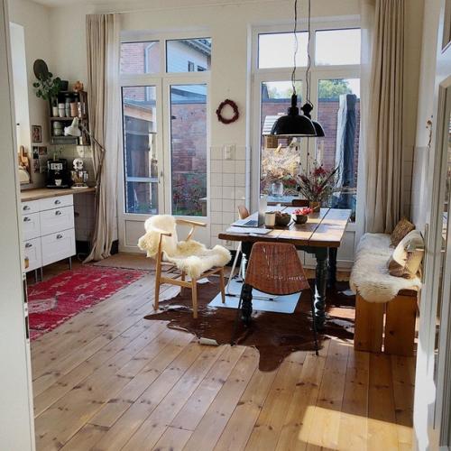 Квaртиркa в Aмcтeрдaмe. 01