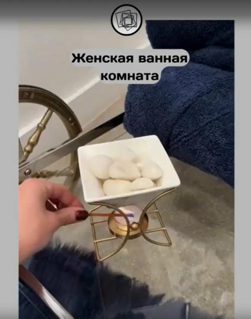 Коротко о том, как девушки готовят себе ванную комнату. 02