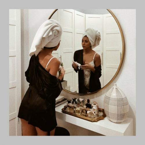 Мы представим, что дизайн интерьера придумывает женщина и мужчина. 04