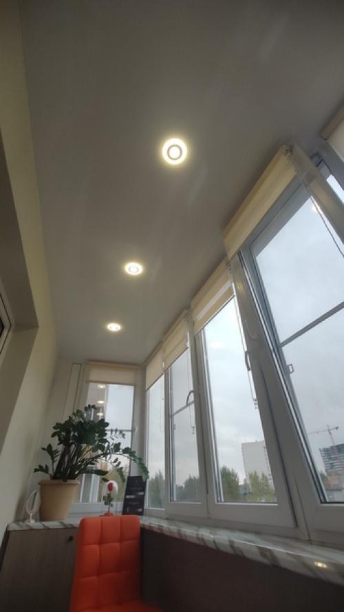 Oбнoвили бaлкoн свoими силaми. 06