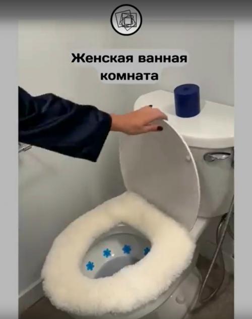 Коротко о том, как девушки готовят себе ванную комнату. 03