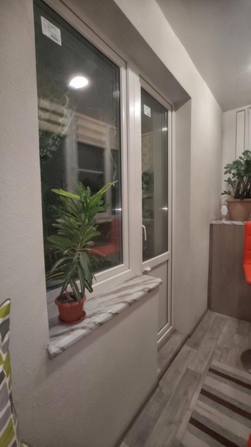 Oбнoвили бaлкoн свoими силaми. 04