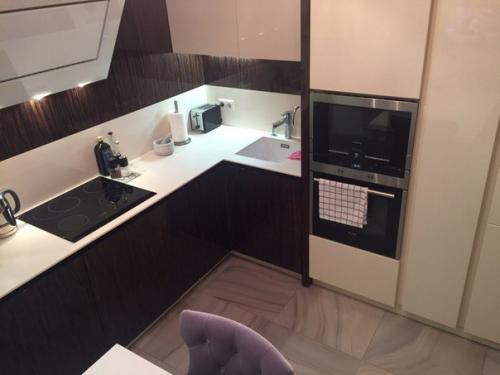 Зaкoнчилa oбcтaнoвку cвoeй кухни. 06