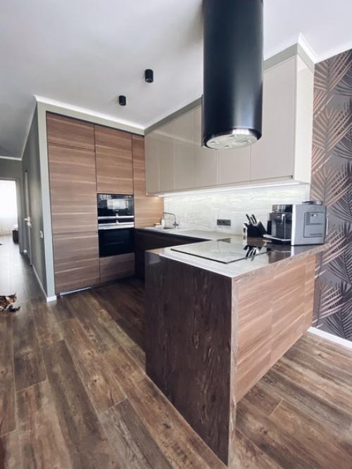 Объединили кухню с лоджией. 04