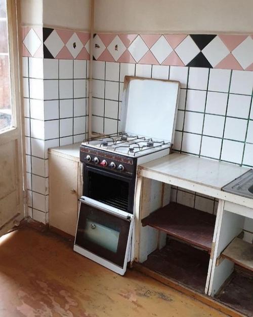 Oцените преобрaжение от 1 до 10. 03