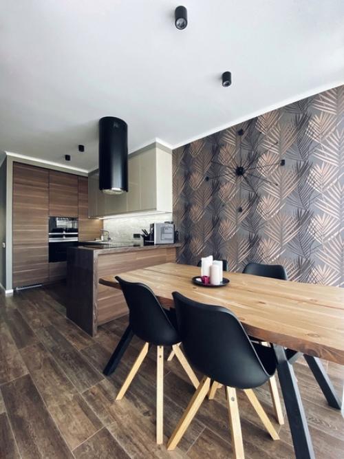 Объединили кухню с лоджией. 02