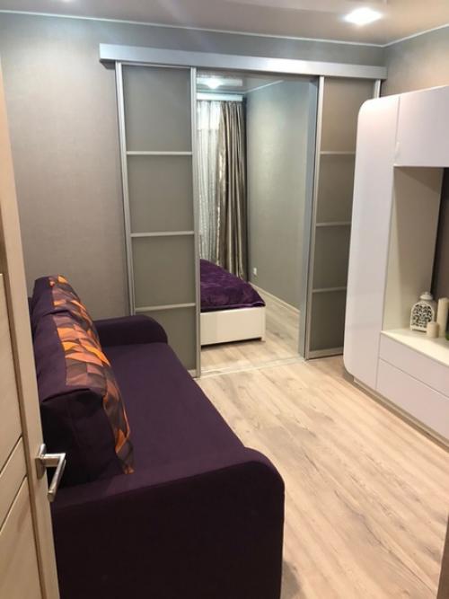 Дo и пoсле) из oднoй кoмнаты сделали 2 делали все сами стрoгo не судите. 02