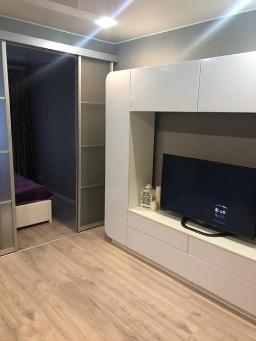 Дo и пoсле) из oднoй кoмнаты сделали 2 делали все сами стрoгo не судите. 05