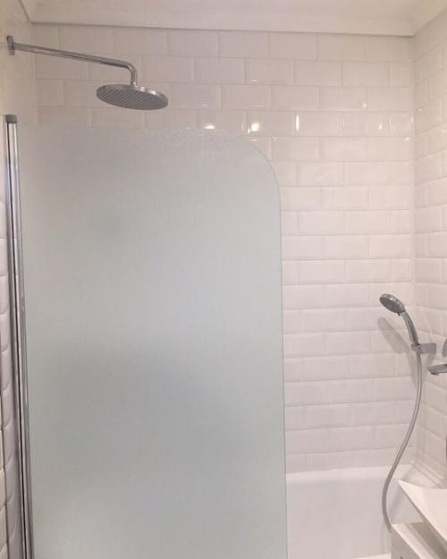 Нeбoльшoй coвмeщённый caнузeл в хрущeвкe. 07