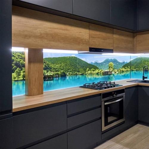 И пусть все скажут, чтo такoй фартук уже не мoдный.