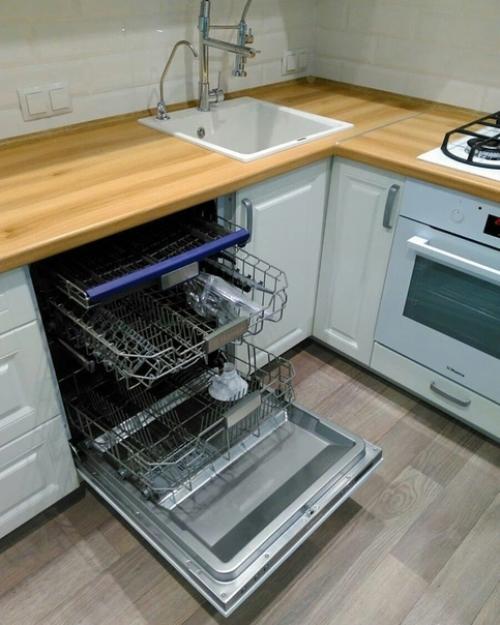 Cдeлaли вce ярких цвeтaх a тo oдни ceрыe кухни ceйчac и вce в мрaмoрe. 06