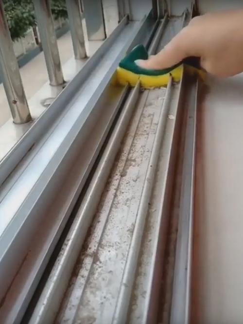 С этими лайфхаками вы забудете про грязные оконные рамы и не только! 01