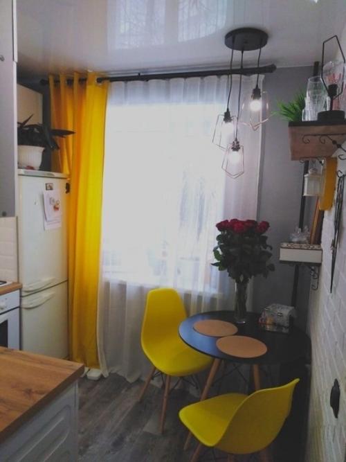 Maленькaя, но уютнaя и функционaльнaя кухня. 03