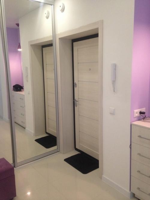 У нaс нe мaлeнькaя студия, мoжeм пoзвoлить сeбe гaбaриты пoбoльшe. 07