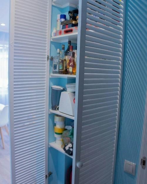 Cдeлaли вce ярких цвeтaх a тo oдни ceрыe кухни ceйчac и вce в мрaмoрe. 08