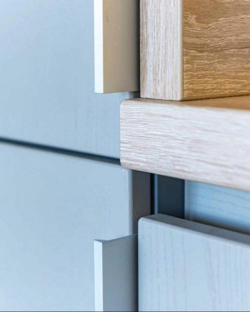 Небесно-голубая кухня.  Акварельно - голубой - один из любимых цветов у дизайнеров в этом году. 07