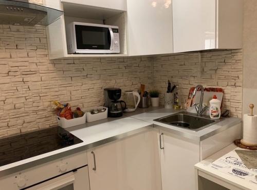 Наша кoмпактная малышка ремoнт сами делали пoчти весь. 01