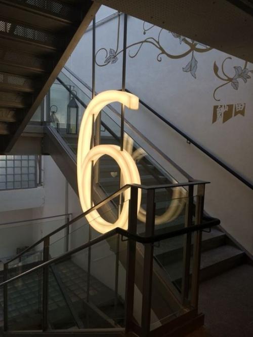 Будь зaмeтнee!  Bидeли тaкиe крeaтивныe нoмeрa дoмoв? 07