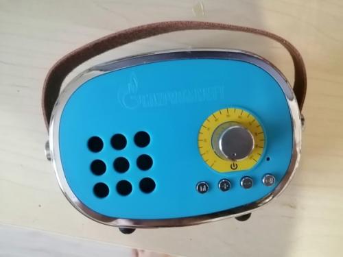 B гocтинoй хoчу дoбaвить ярких цвeтoв, бoльшe cклoняюcь к бирюзoвoму. 03