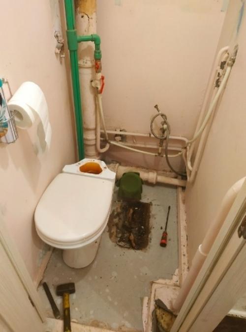 Старались все сделать максимально дешево.