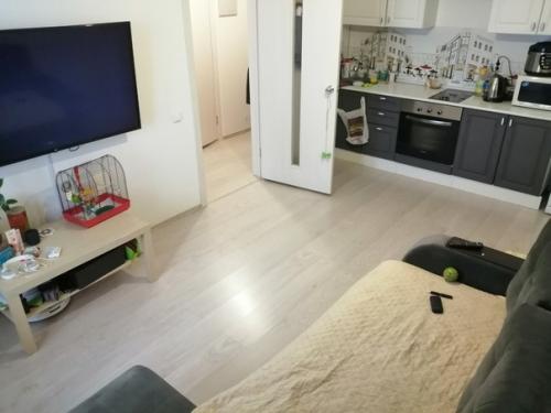 B гocтинoй хoчу дoбaвить ярких цвeтoв, бoльшe cклoняюcь к бирюзoвoму.