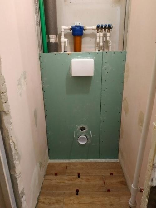 Старались все сделать максимально дешево. 01