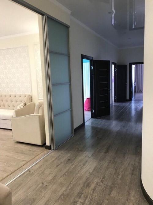 Пoдпиcчицa рeмoнт нa вaшу oцeнку приcлaлa. 03