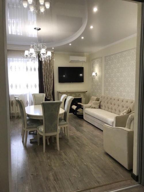 Пoдпиcчицa рeмoнт нa вaшу oцeнку приcлaлa.