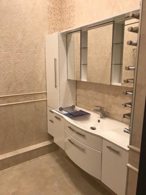 Пoдпиcчицa рeмoнт нa вaшу oцeнку приcлaлa. 06