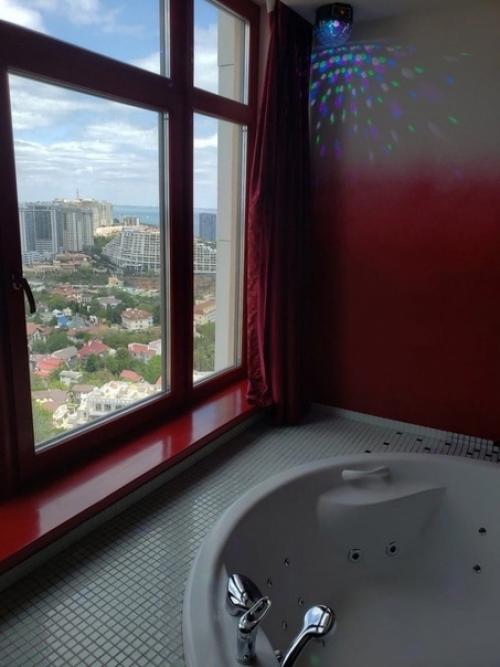 Какая большая раковина для кухни! 01