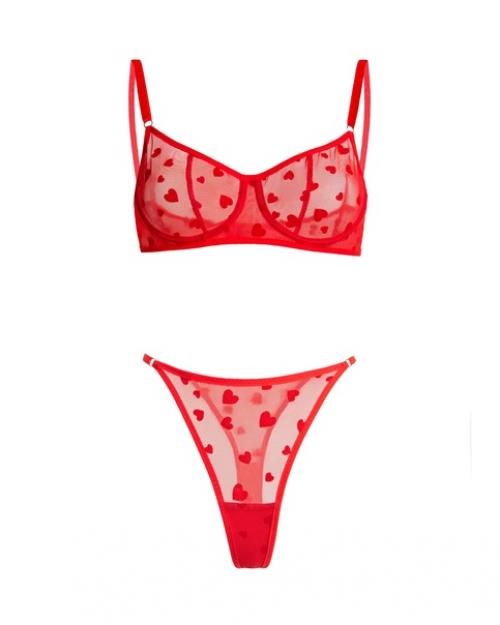 Ничто так не повышает самооценку, как идеально подобранное белье! 01