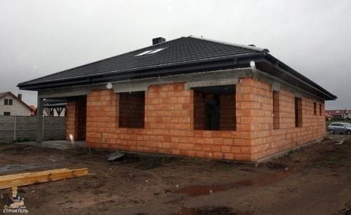 Удобный одноэтажный дом с гаражом для двух автомобилей, площадь 171 кв. 04