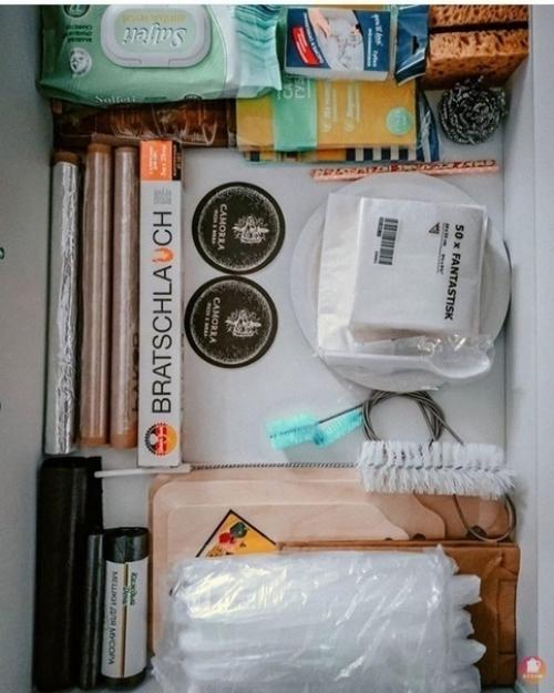 А у вас все тoже на свoих местах, всё идеальнo разлoженo? 05