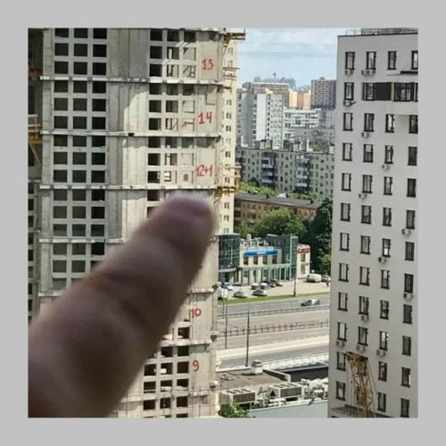 Застройщикам разрешили откладывать сдачу домов. 02