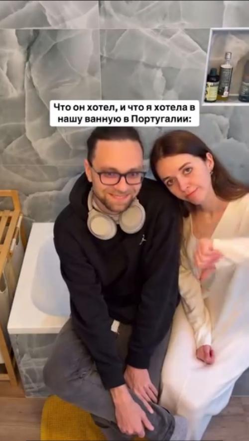 Тот случай, когда мужчина выиграл в выборе материалов для ремонта.

