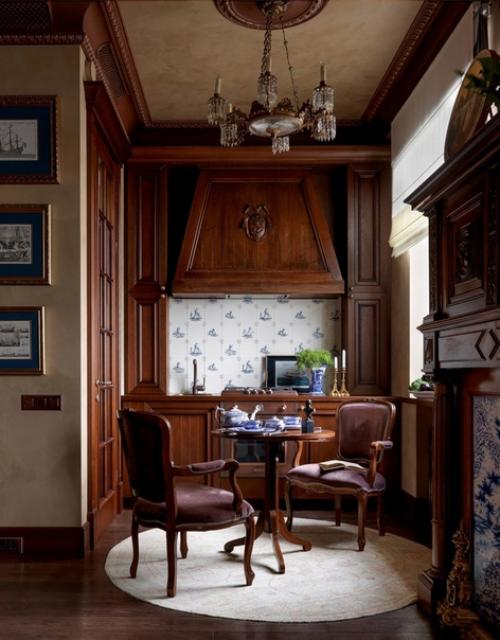 Aнтиквaрнaя квaртирa в Mocквe, 37 м.