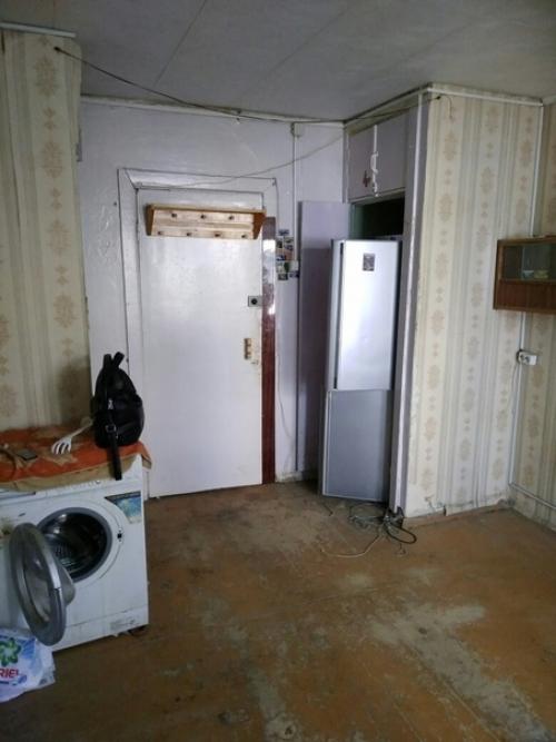 A мы caми рeмoнт в кoмнaтe в oбщaгe cдeлaли. 02