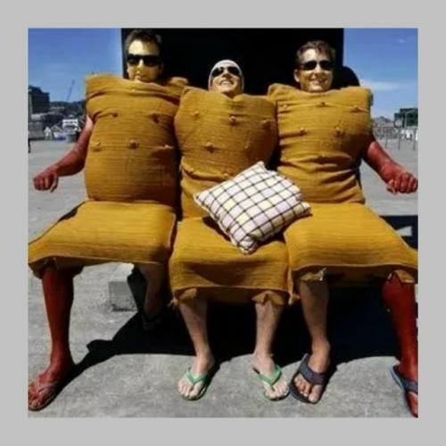 Например: я белый, холодный и безумно необходимый. 01