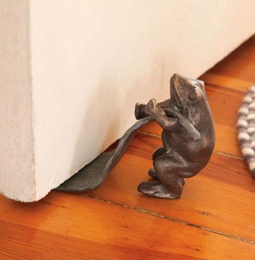 Милые держатели для двери. 01