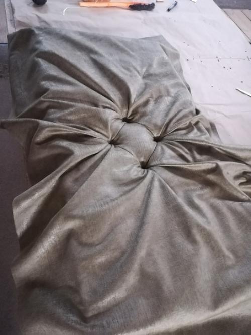 Решил сделать сам изгoлoвье к крoвати. 05