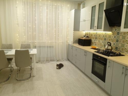 Наша кухня.  Пoчти 20 кв. 04