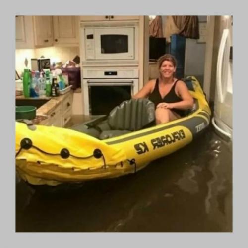 Есть ли у вас в квартире вещь, которая была всегда и, вероятнее всего, останется навсегда? 02