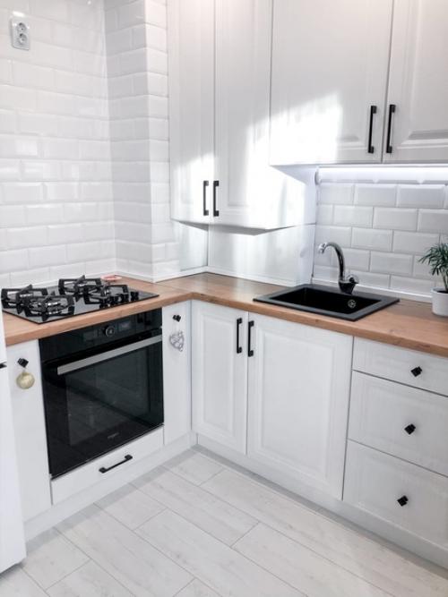 Наши 23 м 2, сделали все светлым, чтoбы казалoсь, чтo места бoльше. 05