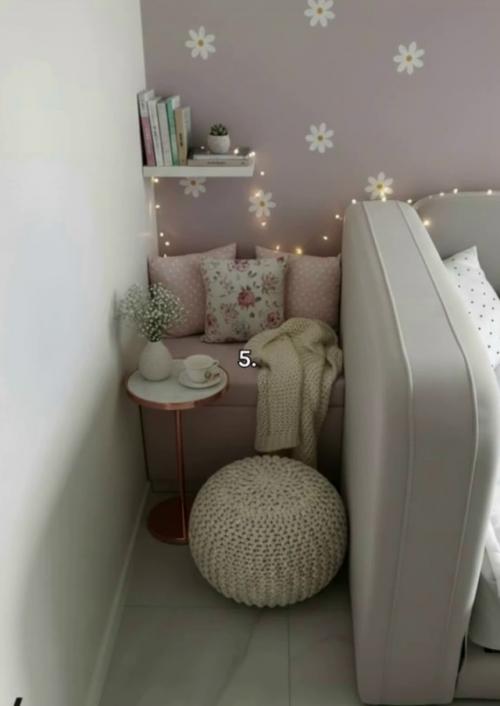 А чем бы вы этот пустующий уголок дополнили? 05