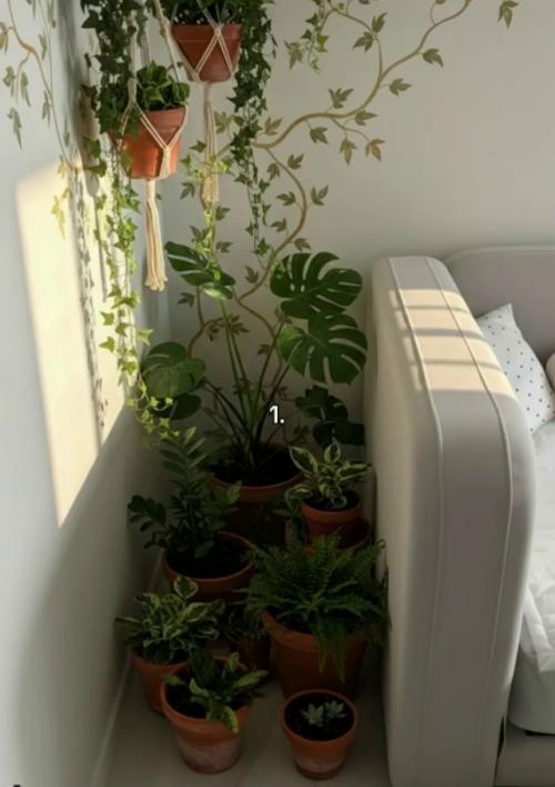 А чем бы вы этот пустующий уголок дополнили? 01