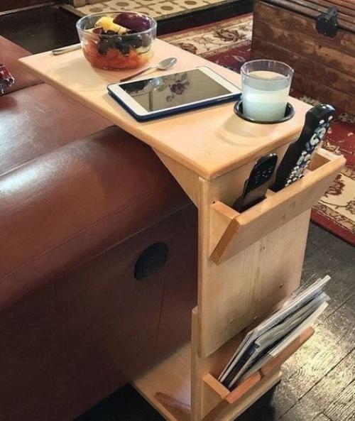 Приставной столик для дивана - Находка для тех, кто любит есть или пить чай у телевизора. 02