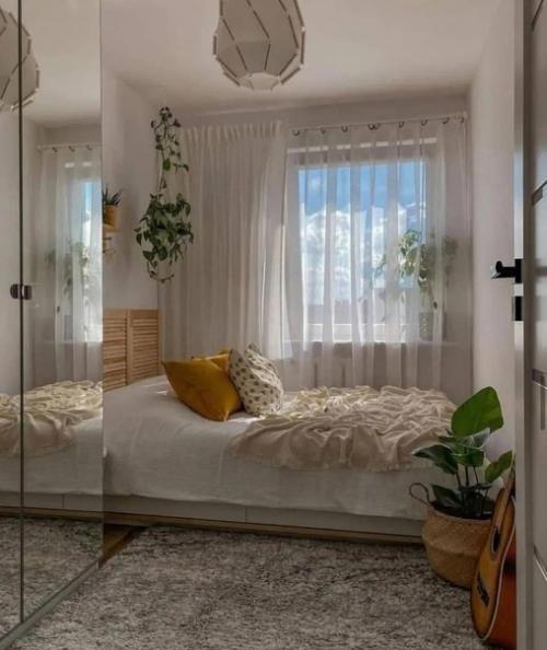 Здесь столько света и настроения, что просто хочется жить. 03