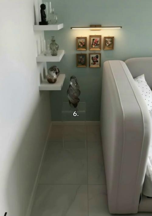 А чем бы вы этот пустующий уголок дополнили? 06